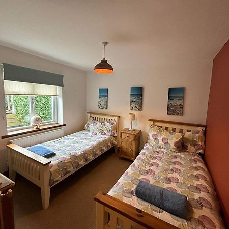 Mellow Cottage Just A Short Walk To The Beach Perranporth Bagian luar foto