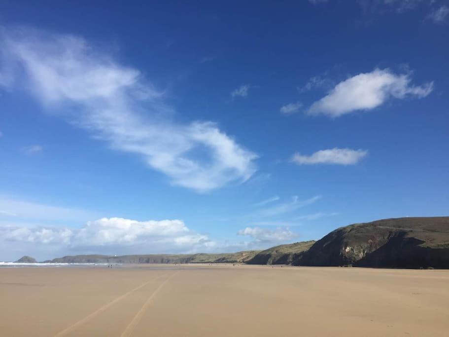 Mellow Cottage Just A Short Walk To The Beach Perranporth Bagian luar foto