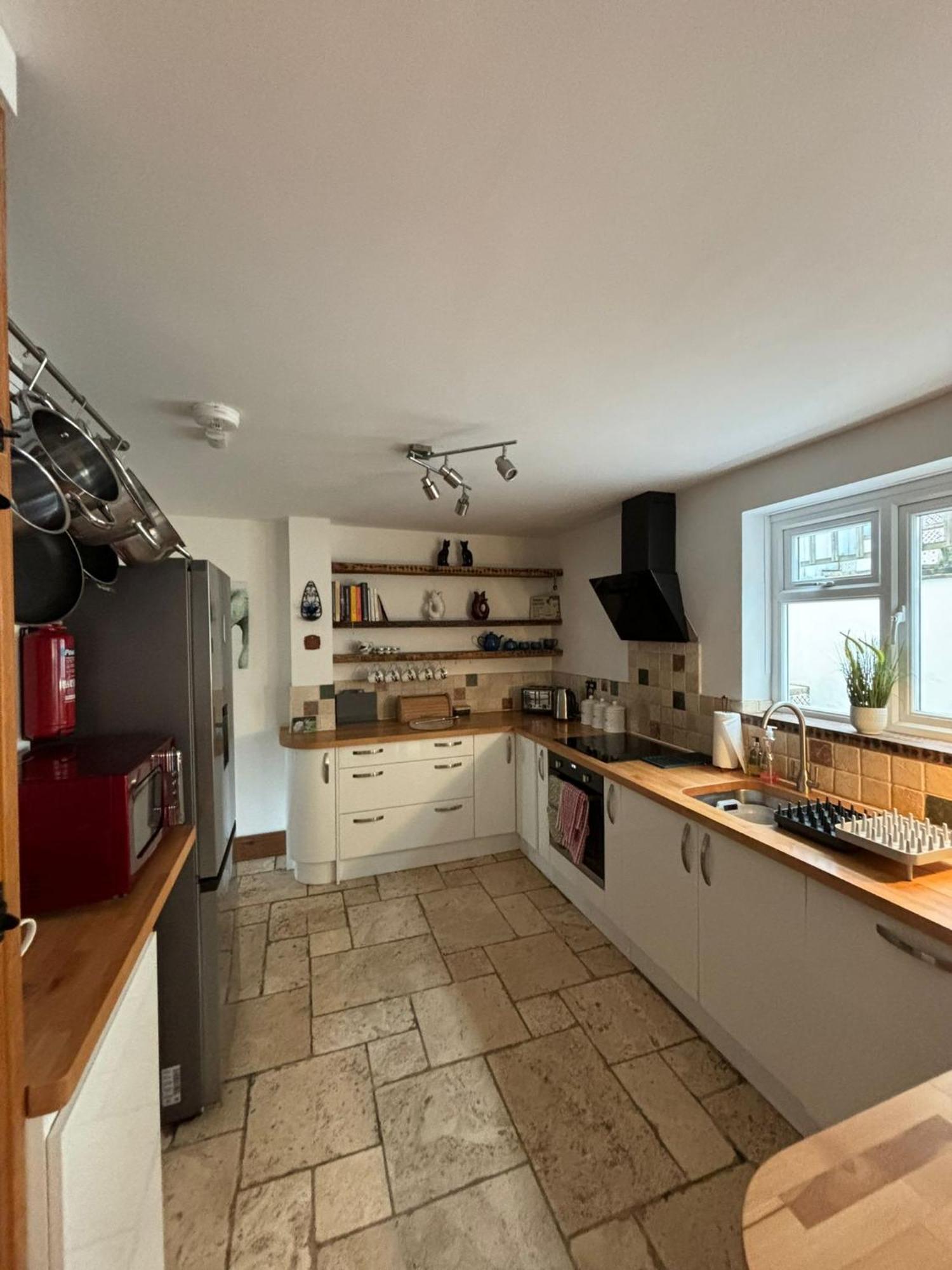 Mellow Cottage Just A Short Walk To The Beach Perranporth Bagian luar foto