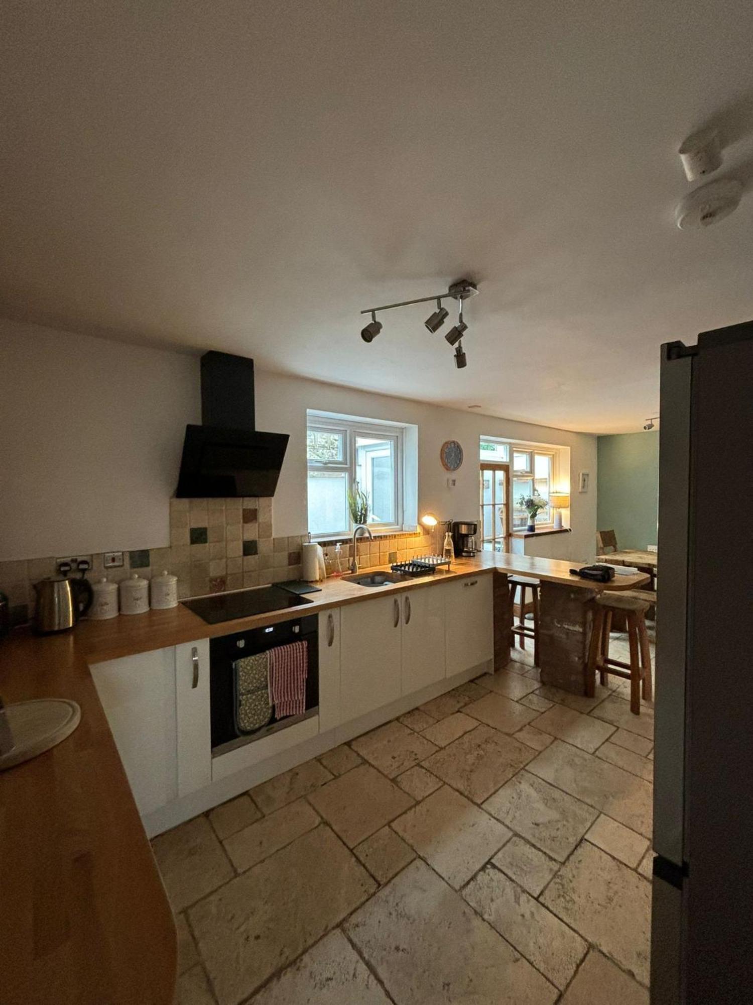 Mellow Cottage Just A Short Walk To The Beach Perranporth Bagian luar foto